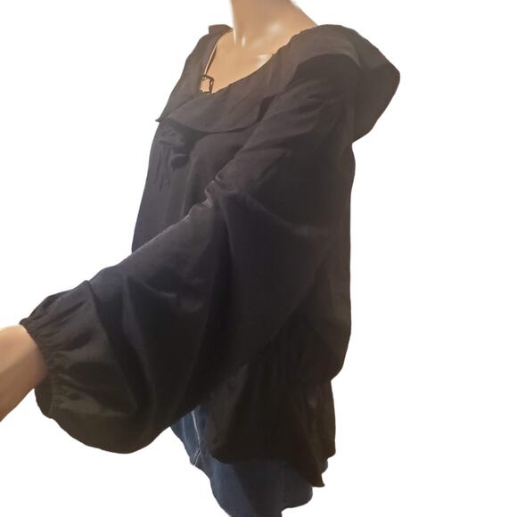 OLD NAVY ~ New! Plus 4X ~ Black Clip-Dot Ruffle Trim Blouse Black - Picture 3 of 10